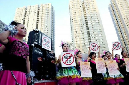 CQ9电子 CQ9传奇电子央广《王冠红人馆》财经报告：广场舞进军全运会共赢模式如何开启？(图7)